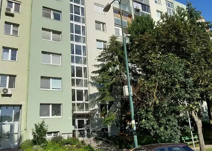 3 Izbovy Marina Bratislava